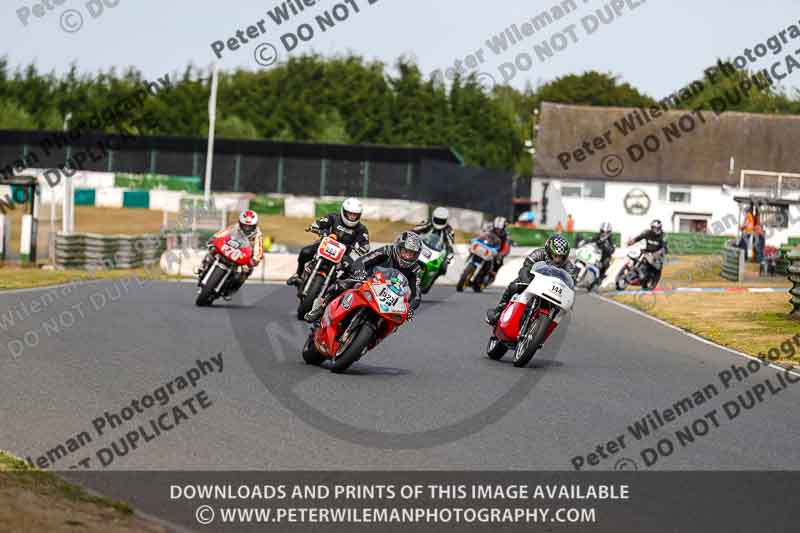 Vintage motorcycle club;eventdigitalimages;mallory park;mallory park trackday photographs;no limits trackdays;peter wileman photography;trackday digital images;trackday photos;vmcc festival 1000 bikes photographs